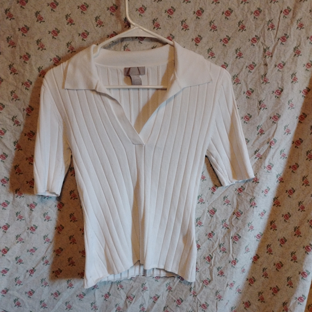 H&M White Ribbed Fitted Crop Top with Notched Collar